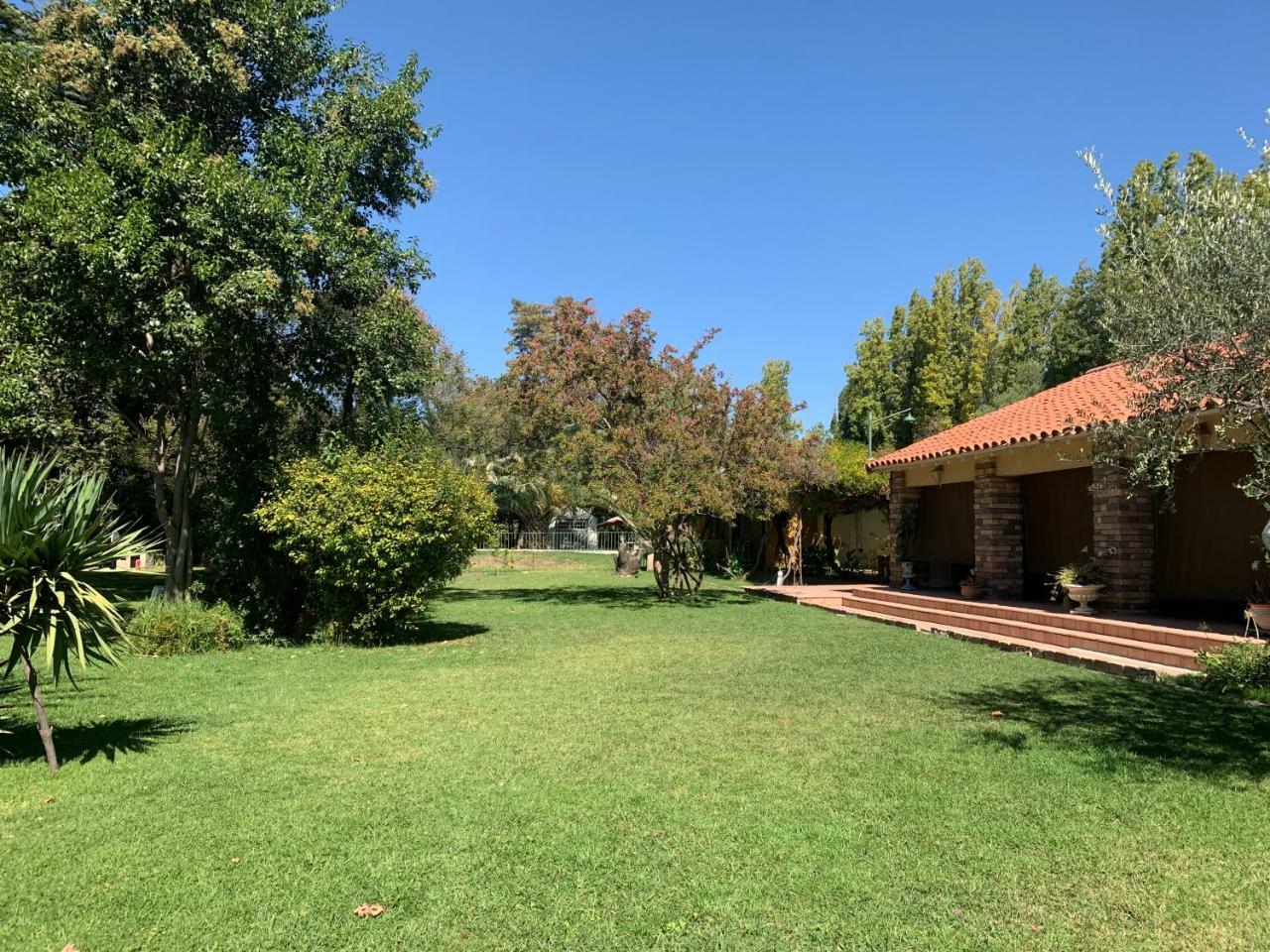 Quinta Ugarte Bed and Breakfast Lujan de Cuyo Εξωτερικό φωτογραφία