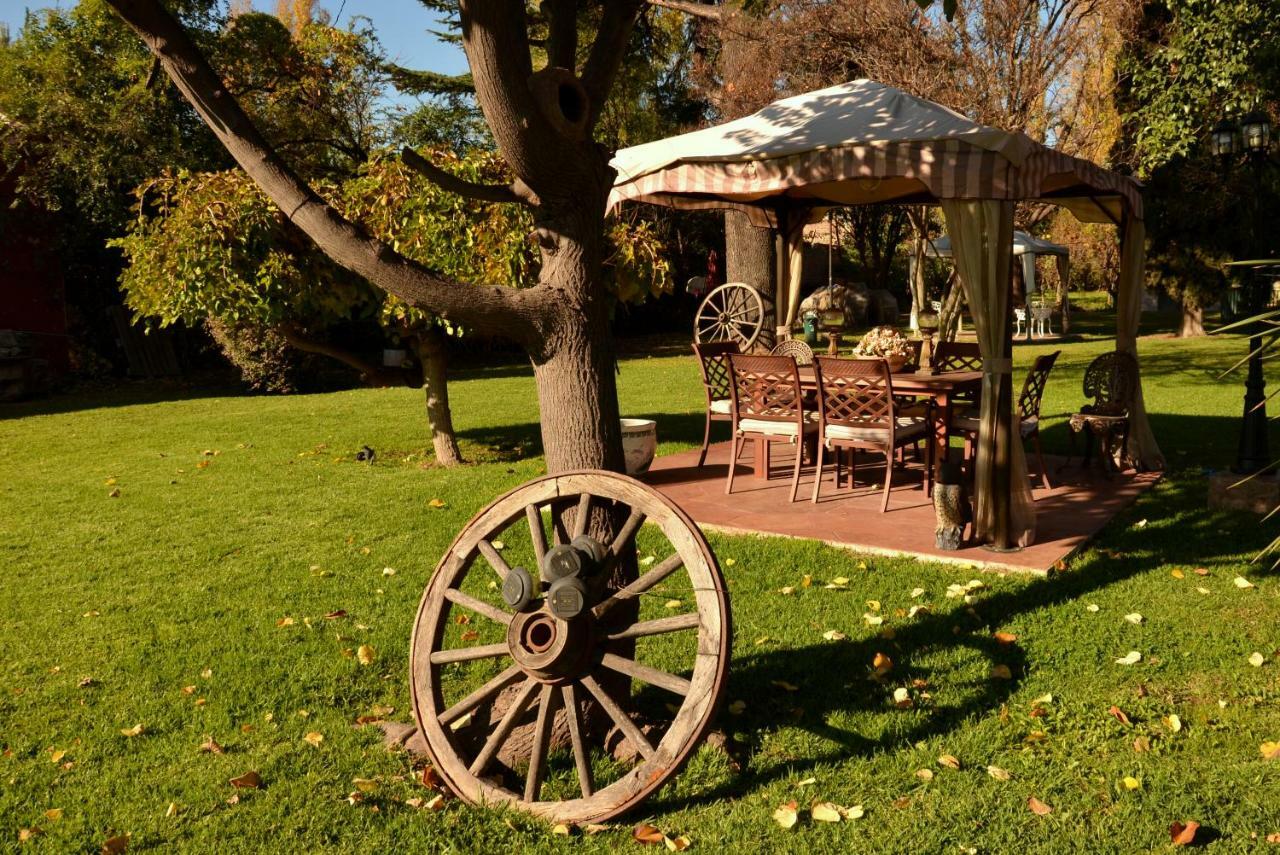 Quinta Ugarte Bed and Breakfast Lujan de Cuyo Εξωτερικό φωτογραφία